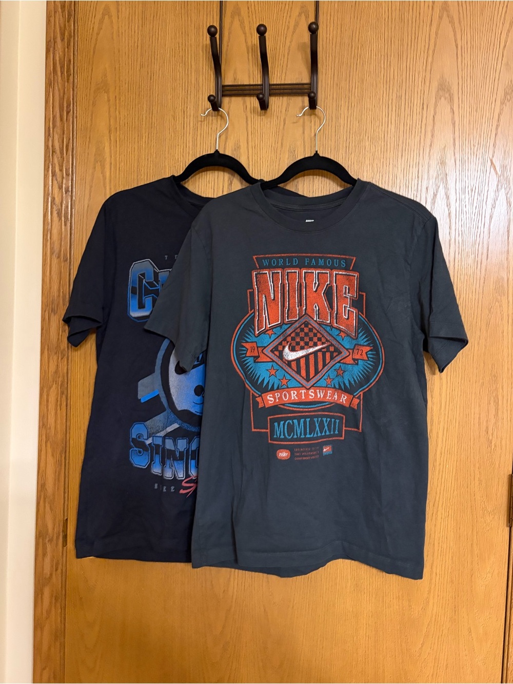 nike graphic tee bundle